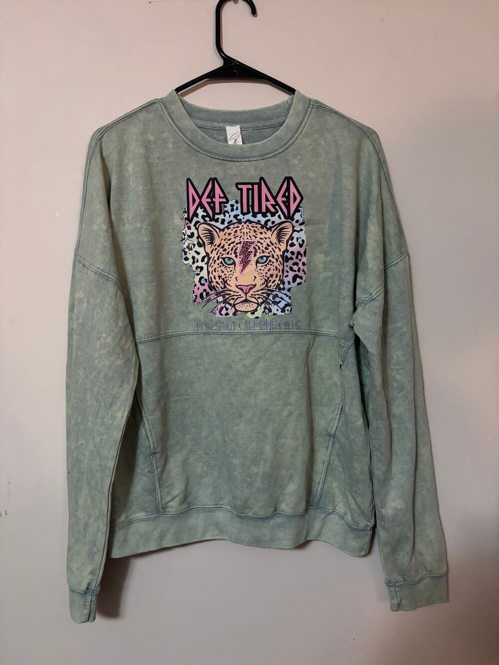 Custom made acid washed crewneck sweatshirt with pocket nwt handmade